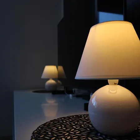 Spacious & Quietly Located 2bd Penthouse With Large Terrace & Distant Sea Views * St. Paul's Bay