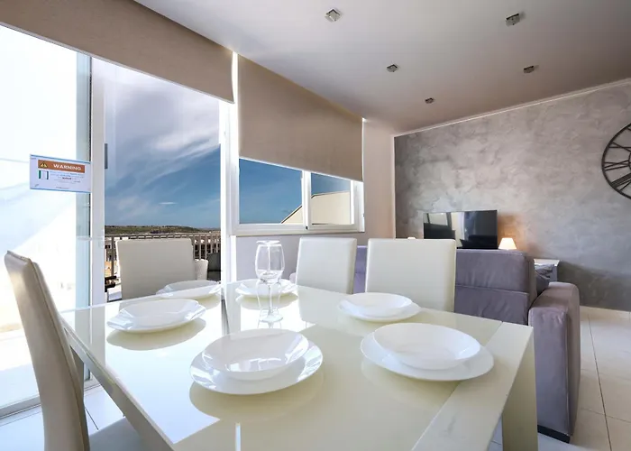 Spacious & Quietly Located 2bd Penthouse With Large Terrace & Distant Sea Views Apartment