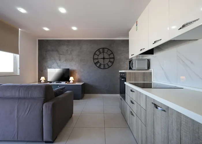 Spacious & Quietly Located 2bd Penthouse With Large Terrace & Distant Sea Views St. Paul's Bay